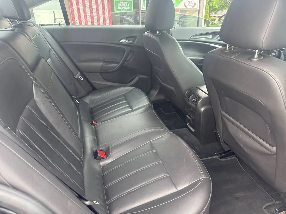 2011 Buick Regal - Image 15 of 20