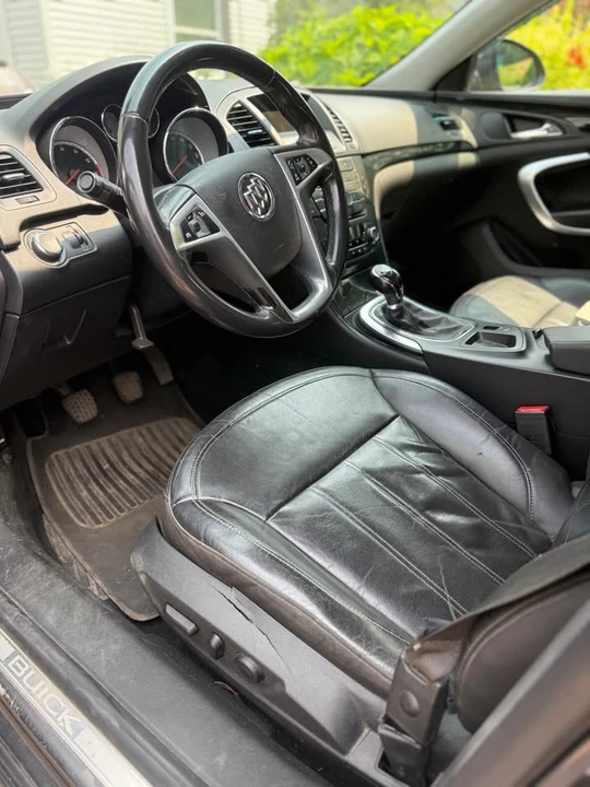 2011 Buick Regal - Image 3 of 3