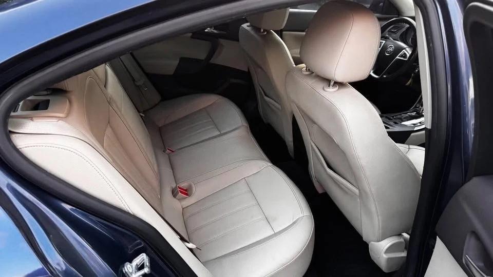 2011 Buick Regal - Image 5 of 20