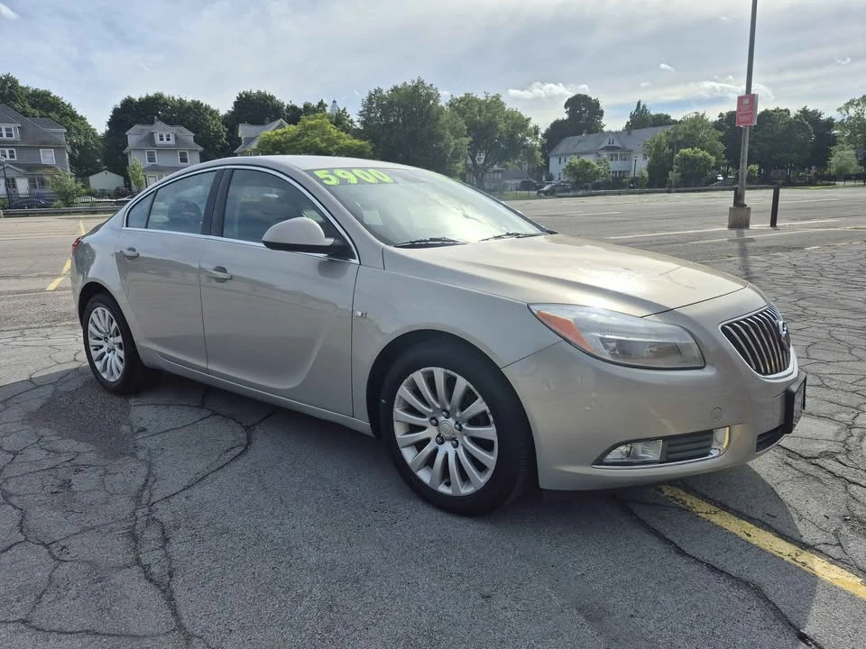 2011 Buick Regal - Image 7 of 11