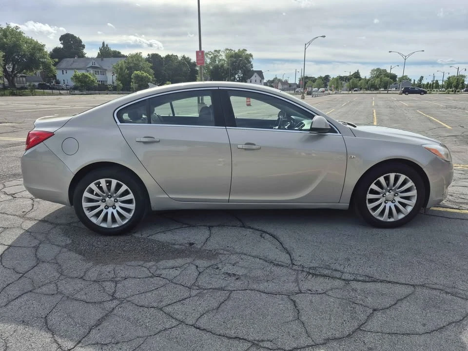 2011 Buick Regal - Image 6 of 11