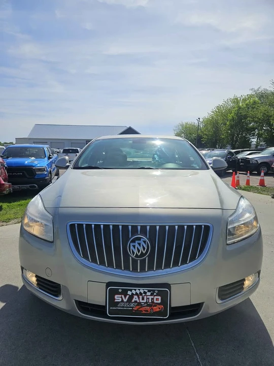 2011 Buick Regal - Image 2 of 18