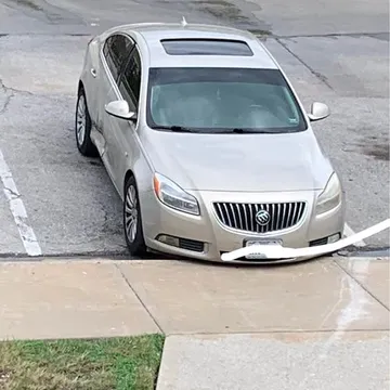 2011 Buick Regal CXL Sedan 4D