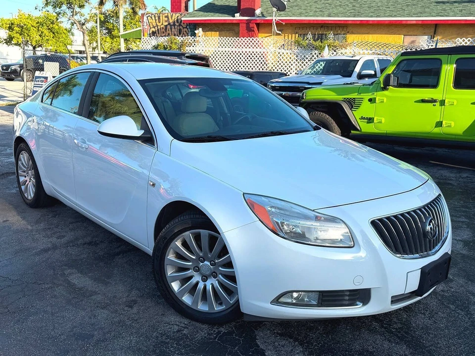 2011 Buick Regal - Image 3 of 31