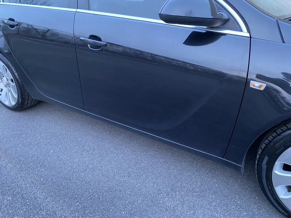 2011 Buick Regal - Image 19 of 31