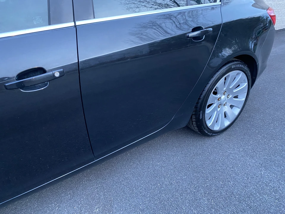 2011 Buick Regal - Image 15 of 31