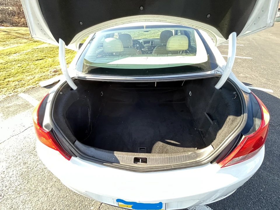 2011 Buick Regal - Image 21 of 21