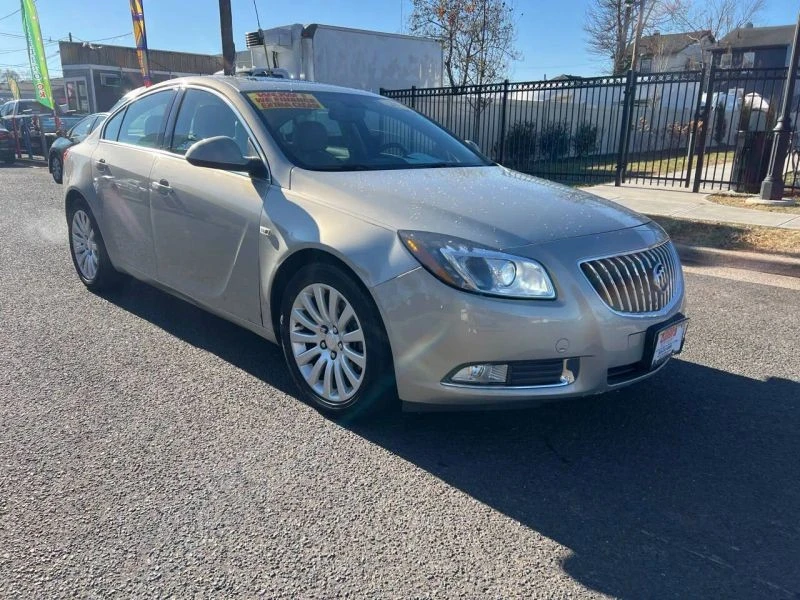 2011 Buick Regal - Image 2 of 12