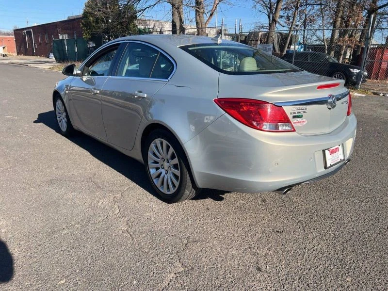 2011 Buick Regal - Image 6 of 12