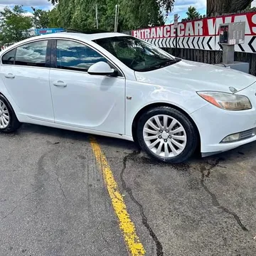 2011 Buick Regal · Turbo Premium 3 Sedan 4D