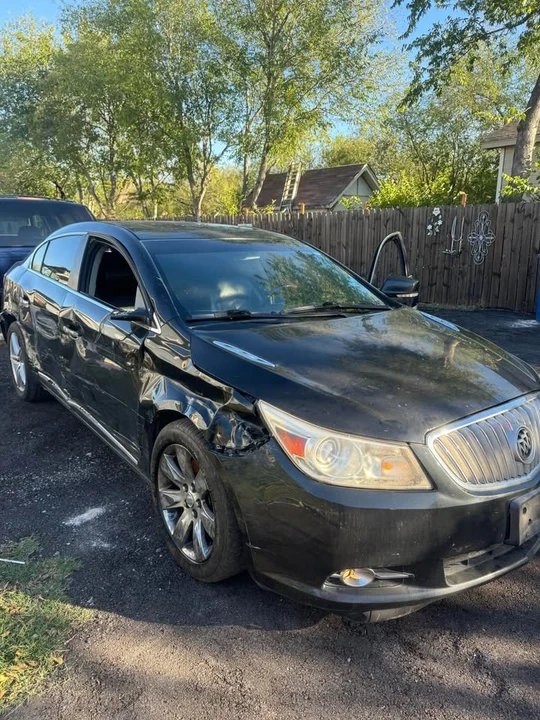 2011 Buick LaCrosse - Image 2 of 6