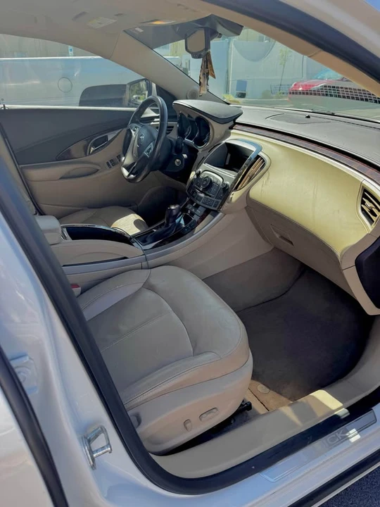 2011 Buick LaCrosse - Image 6 of 17