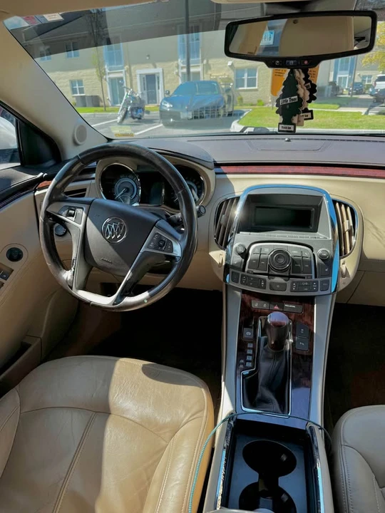 2011 Buick LaCrosse - Image 12 of 17