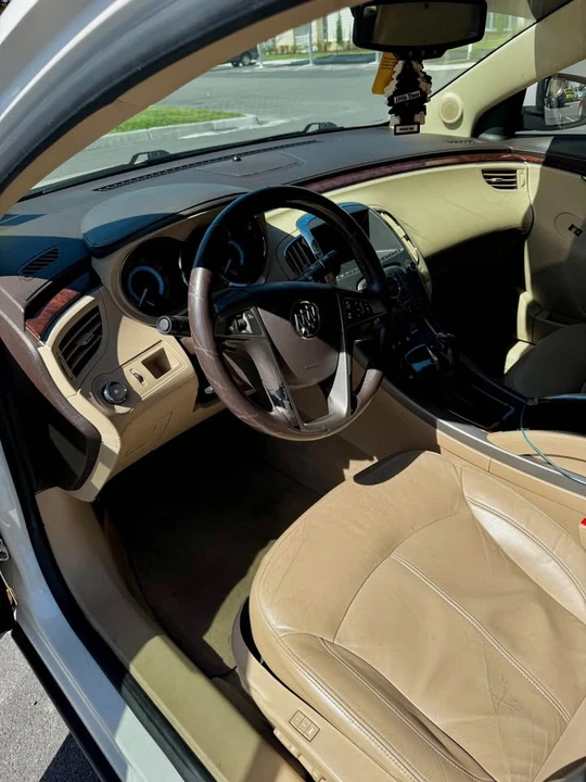 2011 Buick LaCrosse - Image 5 of 17