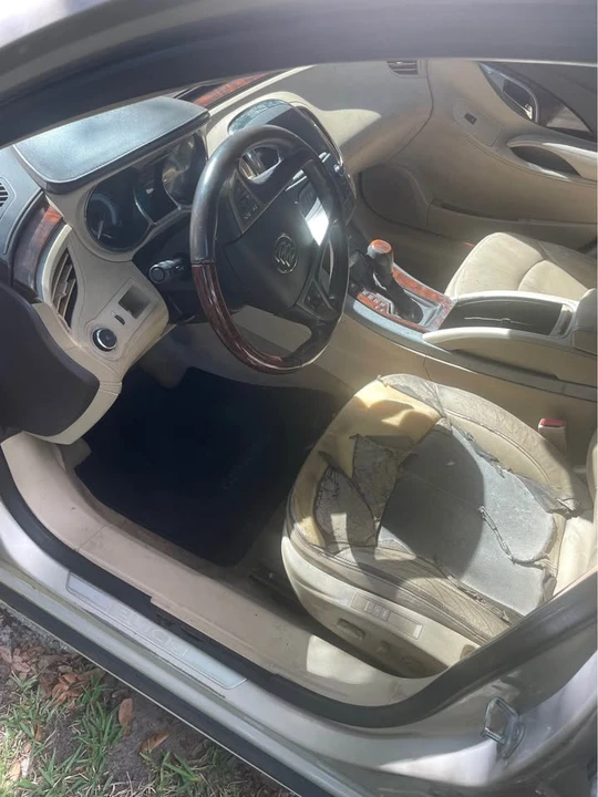 2011 Buick LaCrosse - Image 6 of 9