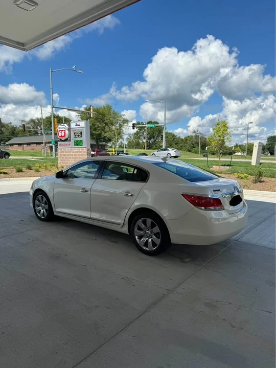 2011 Buick LaCrosse - Image 6 of 20