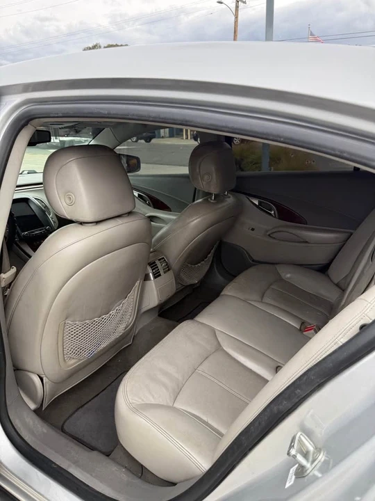 2011 Buick LaCrosse - Image 6 of 8