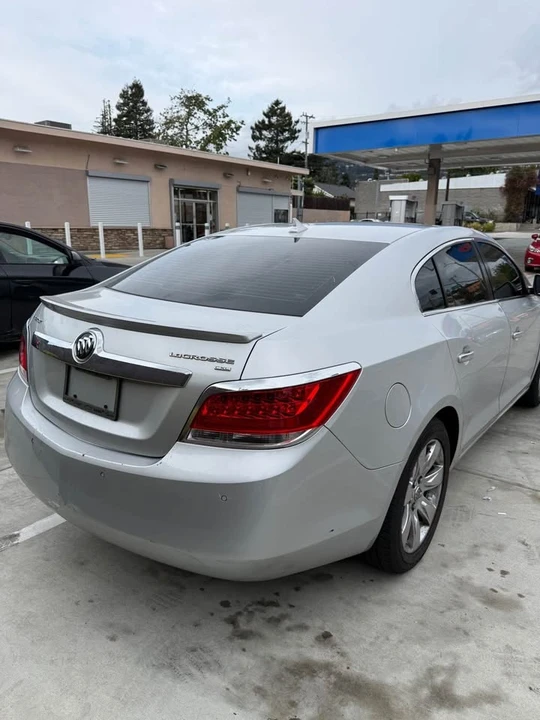 2011 Buick LaCrosse - Image 3 of 8