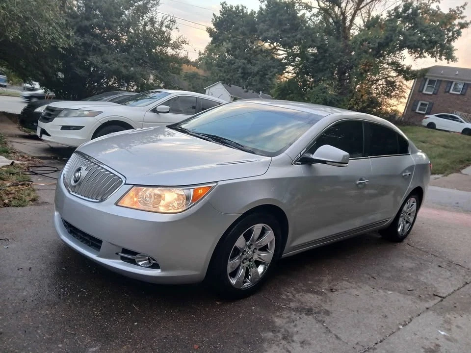 2011 Buick LaCrosse - Image 8 of 12