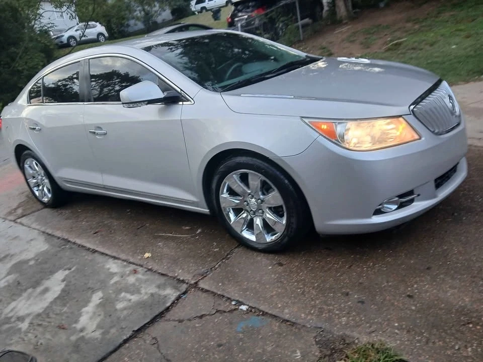 2011 Buick LaCrosse - Image 5 of 12