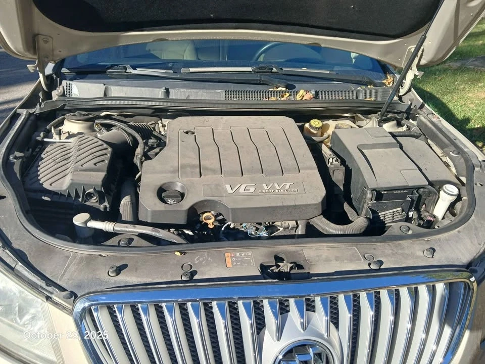 2011 Buick LaCrosse - Image 8 of 11