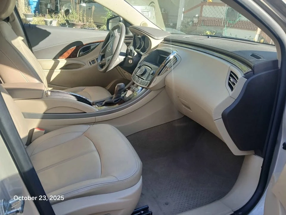 2011 Buick LaCrosse - Image 10 of 11