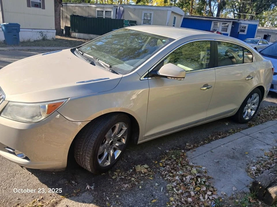 2011 Buick LaCrosse - Image 3 of 11