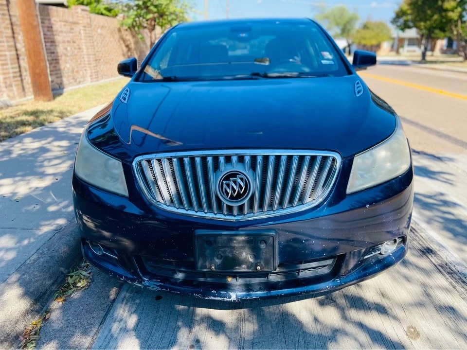 2011 Buick LaCrosse - Image 3 of 11