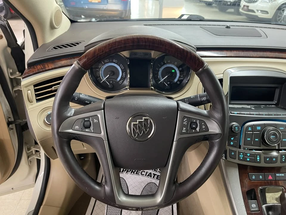 2011 Buick LaCrosse - Image 18 of 20