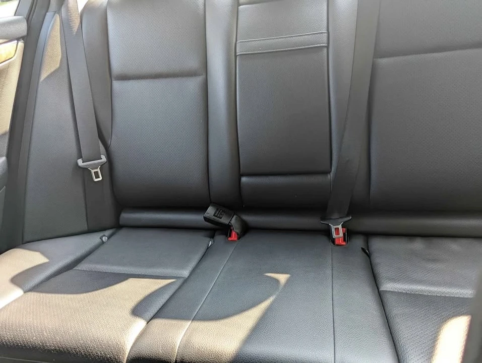 2011 Mercedes-Benz W204 C-Class - Image 5 of 5