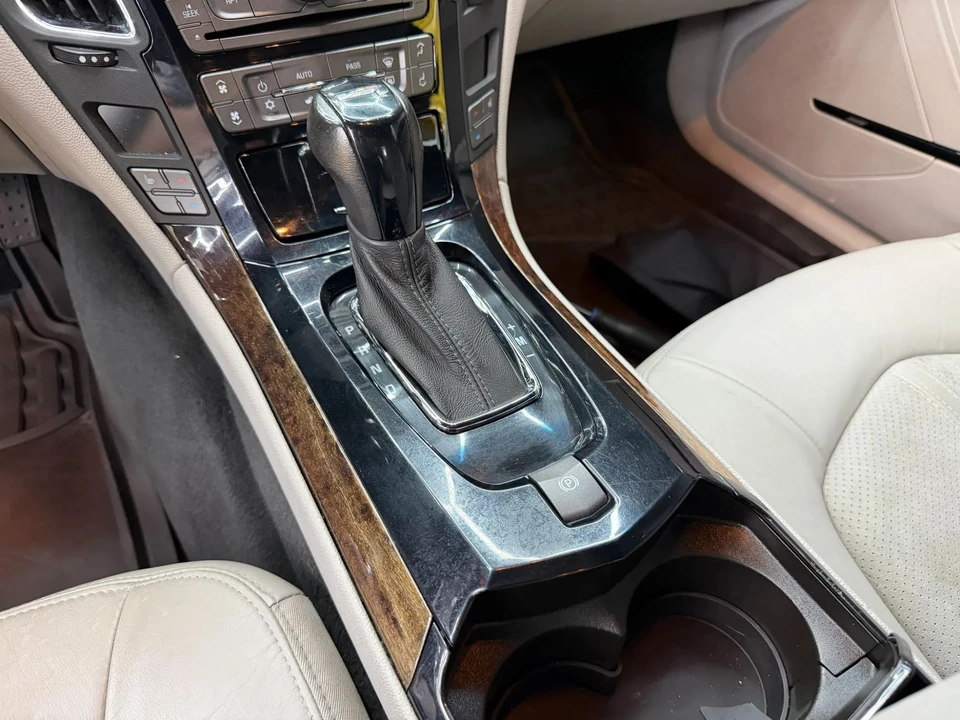 2011 Cadillac CTS 2nd Gen - Image 19 of 31