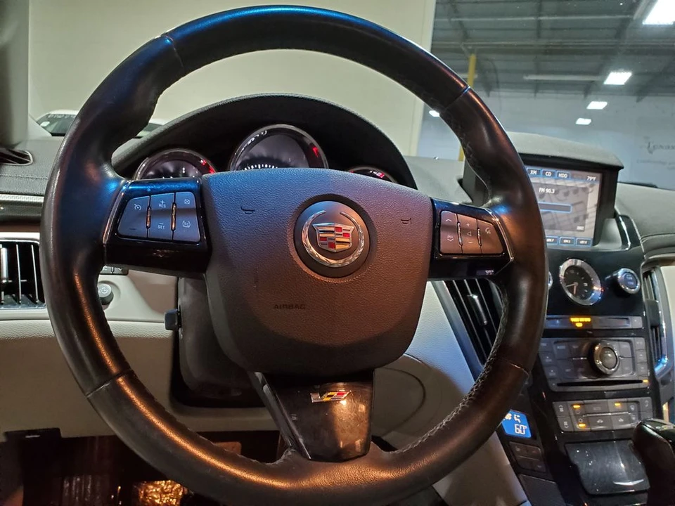 2011 Cadillac CTS-V 2nd Gen - Image 25 of 31