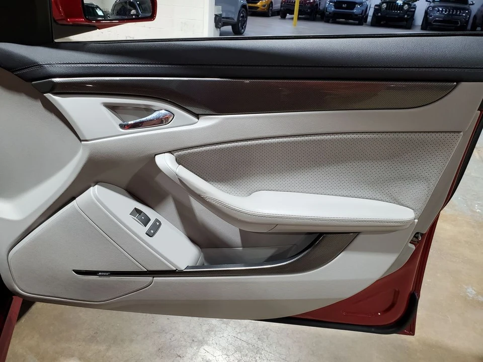 2011 Cadillac CTS-V 2nd Gen - Image 15 of 31