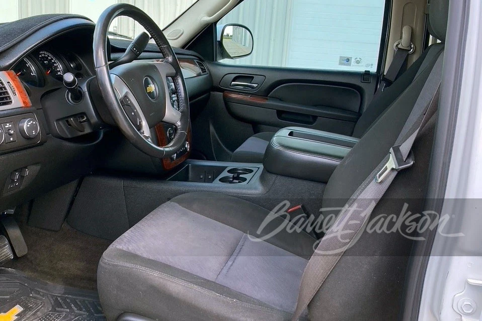 2011 Chevrolet Avalanche - Image 3 of 13
