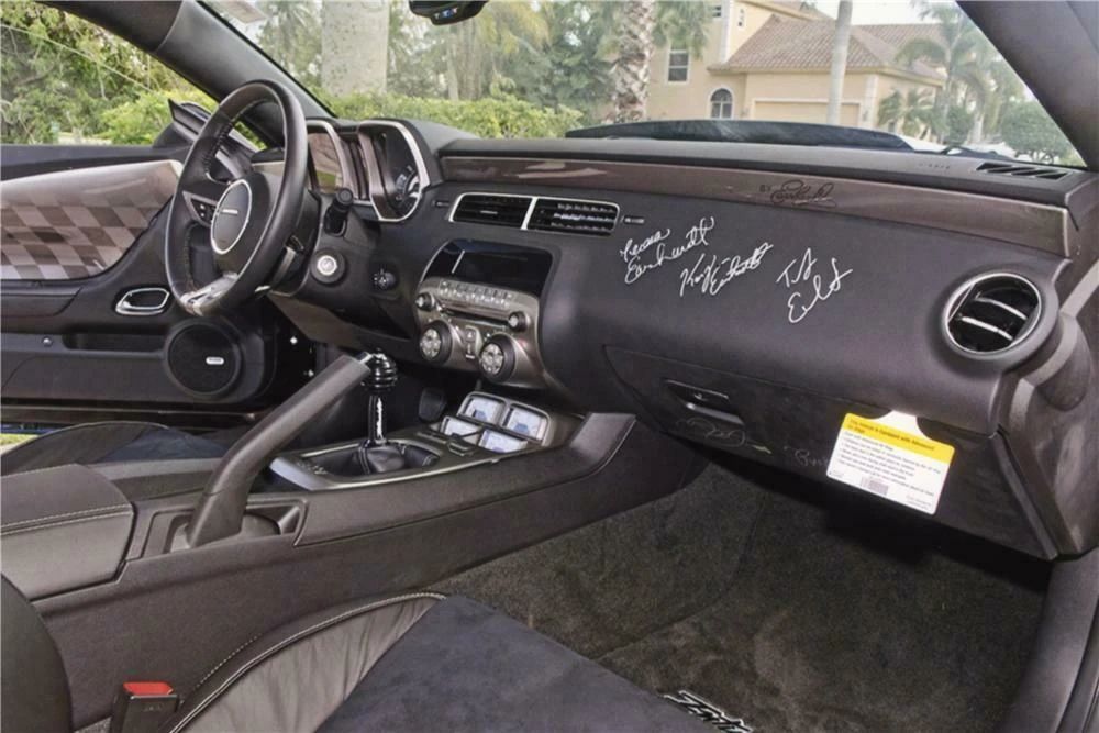 2011 Chevrolet Camaro 5th Gen - Image 2 of 4