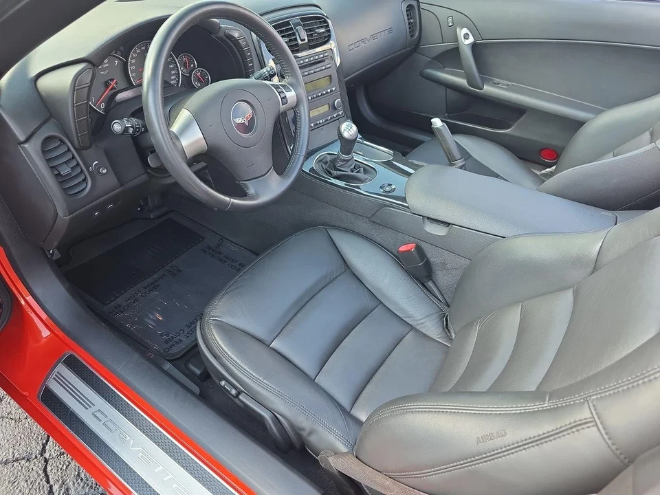 2011 Chevrolet Corvette C6 - Image 4 of 12