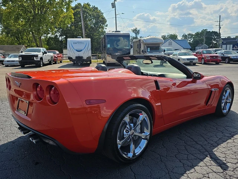 2011 Chevrolet Corvette C6 - Image 2 of 12
