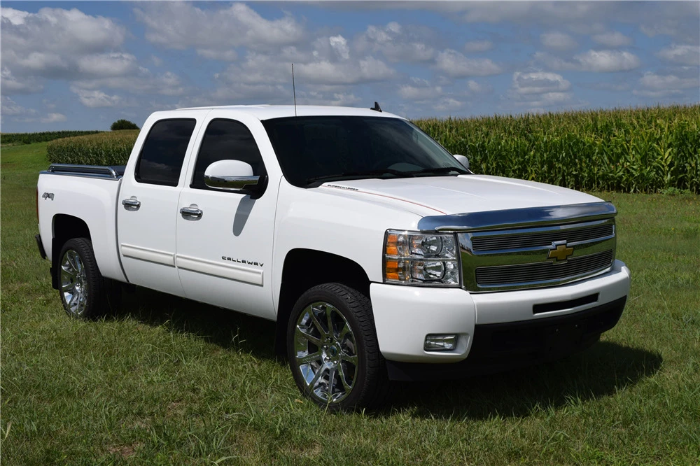 2011 Chevrolet Silverado 2nd Gen - Image 2 of 10