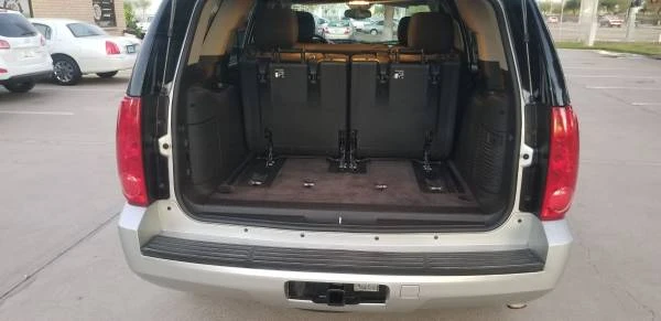 2011 Chevrolet Tahoe 3rd Gen - Image 10 of 21