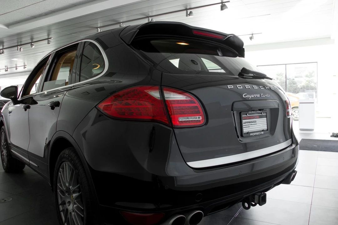 2011 Porsche 958 Cayenne Turbo - Image 4 of 5