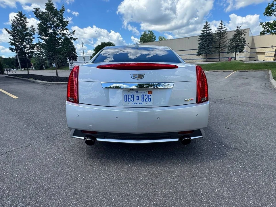 2011 Cadillac CTS 2nd Gen - Image 9 of 16
