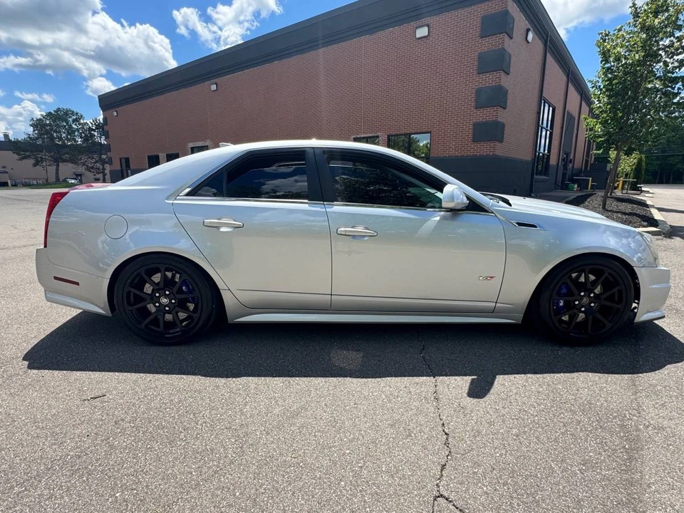 2011 Cadillac CTS 2nd Gen - Image 5 of 16