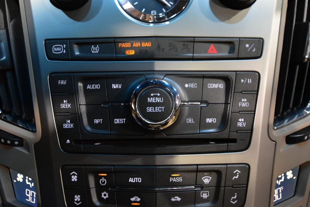 2011 Cadillac CTS 2nd Gen - Image 25 of 31