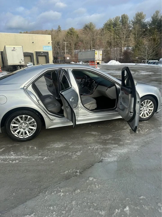 2011 Cadillac CTS 2nd Gen - Image 4 of 11
