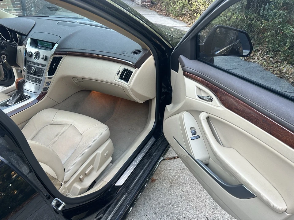2011 Cadillac CTS 2nd Gen - Image 10 of 11