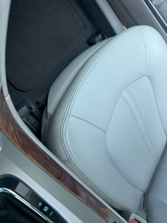 2011 Cadillac CTS 2nd Gen - Image 20 of 30
