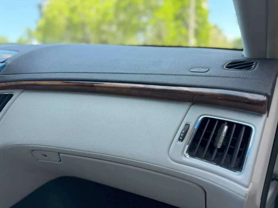 2011 Cadillac CTS 2nd Gen - Image 21 of 30
