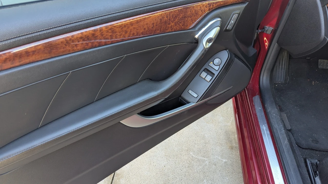2011 Cadillac CTS 2nd Gen - Image 13 of 19