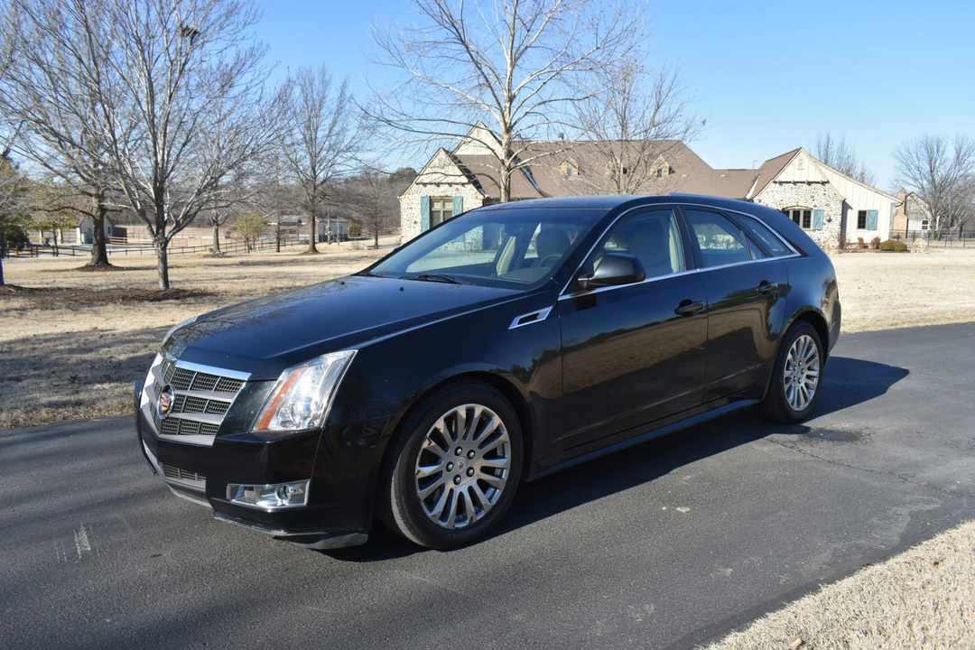 2011 Cadillac CTS 2nd Gen - Image 2 of 31