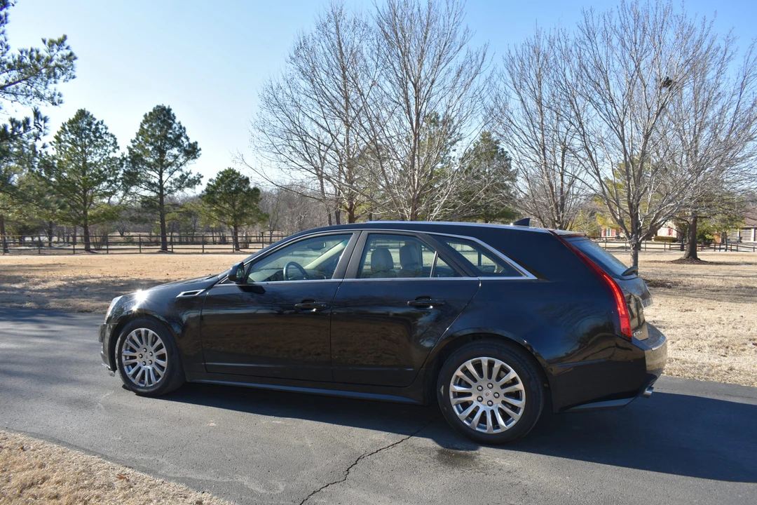 2011 Cadillac CTS 2nd Gen - Image 19 of 31